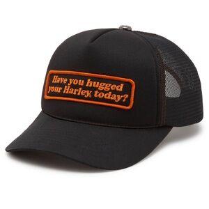 Harley Davidson - Hug a Harley Trucker Cap (OS)